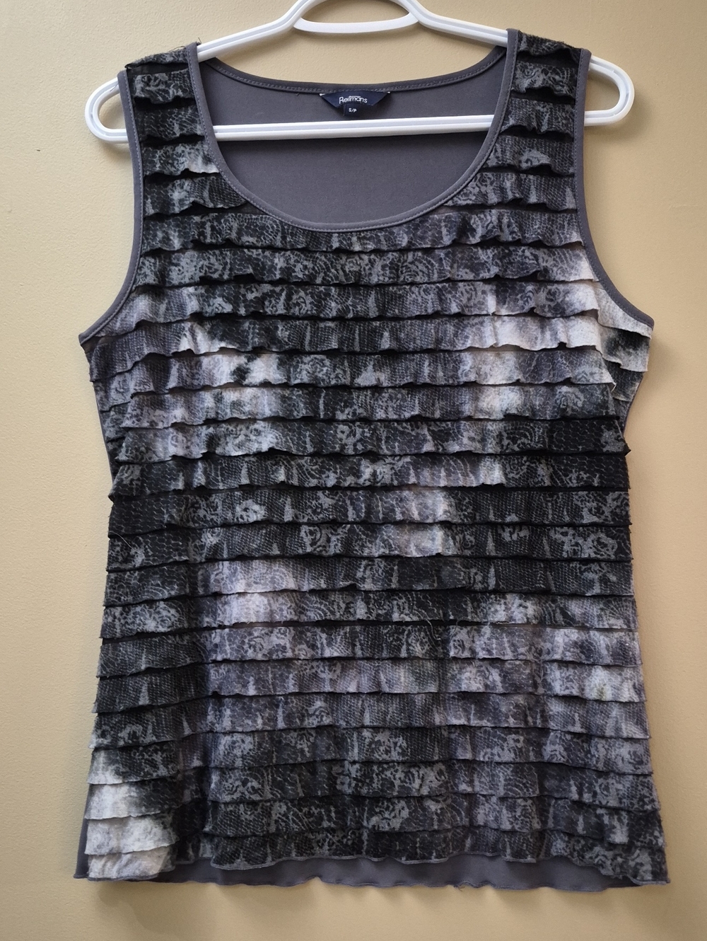 Reitmans Grey and Black Ruffle Tank Top